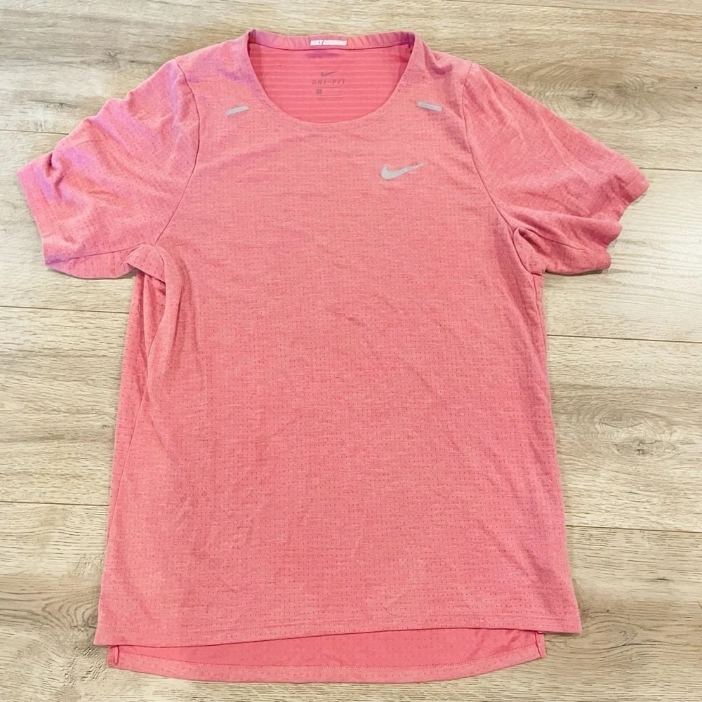 Nike Dri-FIT UV Miler Men’s Short-Sleeve Running Shirt 'Pink' DD1535-614